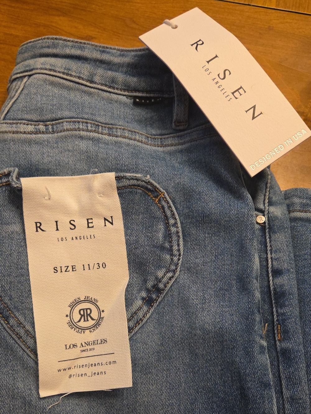 RISEN - NWT